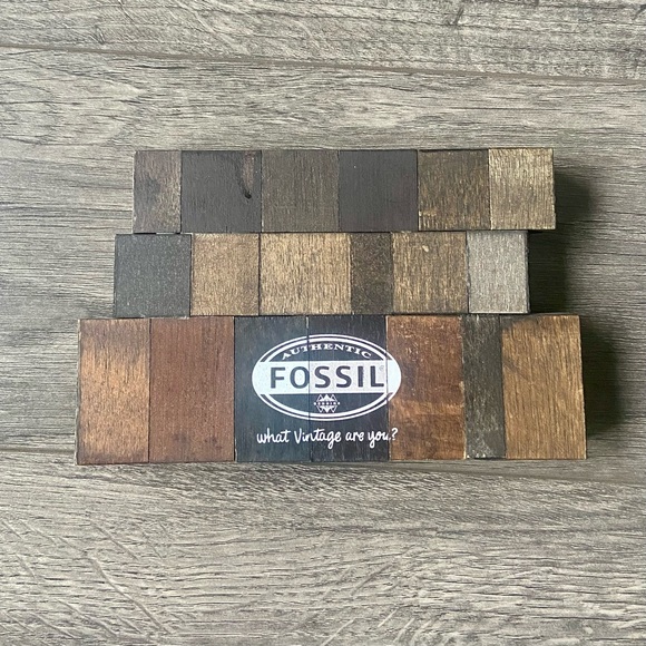 Fossil Authentic Sign Decor - Picture 6 of 7